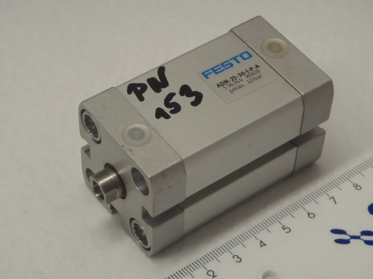 Festo Pneumatikzylinder Hub 30 mm ADN-25-30-I-P-A