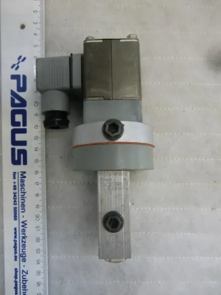 Orsta Hydraulik Wegeventil TGL 20708 – RESALE