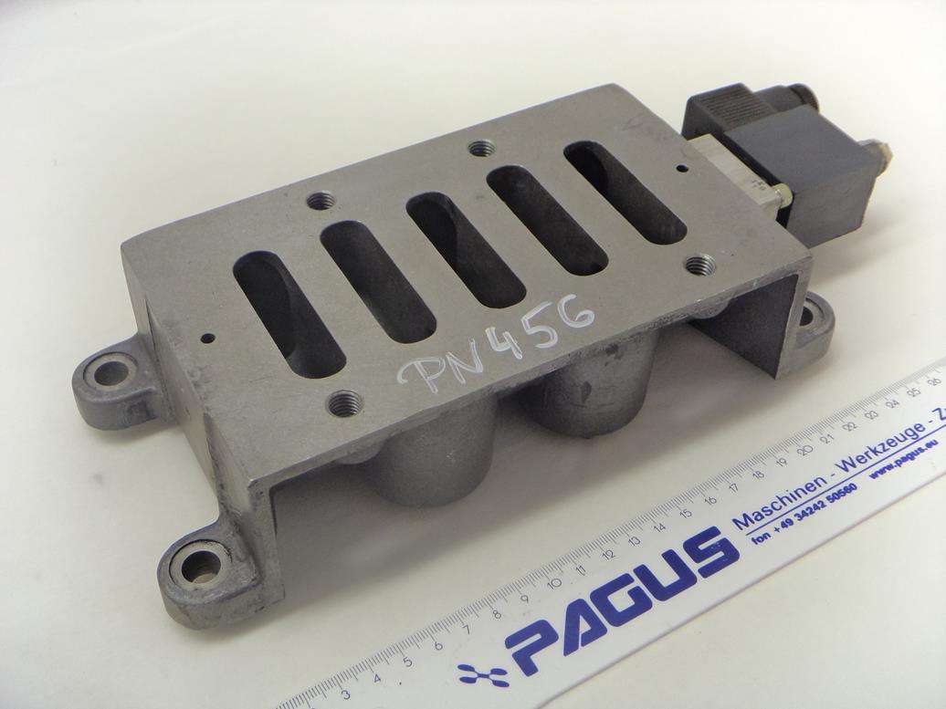 ORSTA Pneumatik Wegeventilunterteil Dn25 TGL 20705
