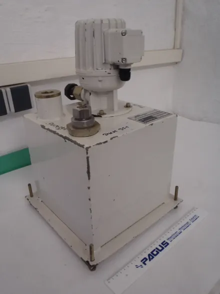 Vogel Eintauchpumpe PRT5H-220+806 mit Tank – RESALE