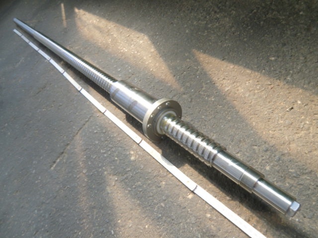 Kugelgewindespindel 2100 mm