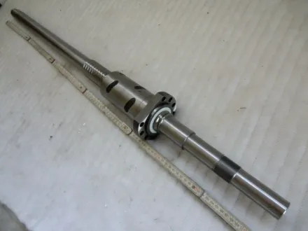 Kugelgewindespindel 1140 mm – RESALE