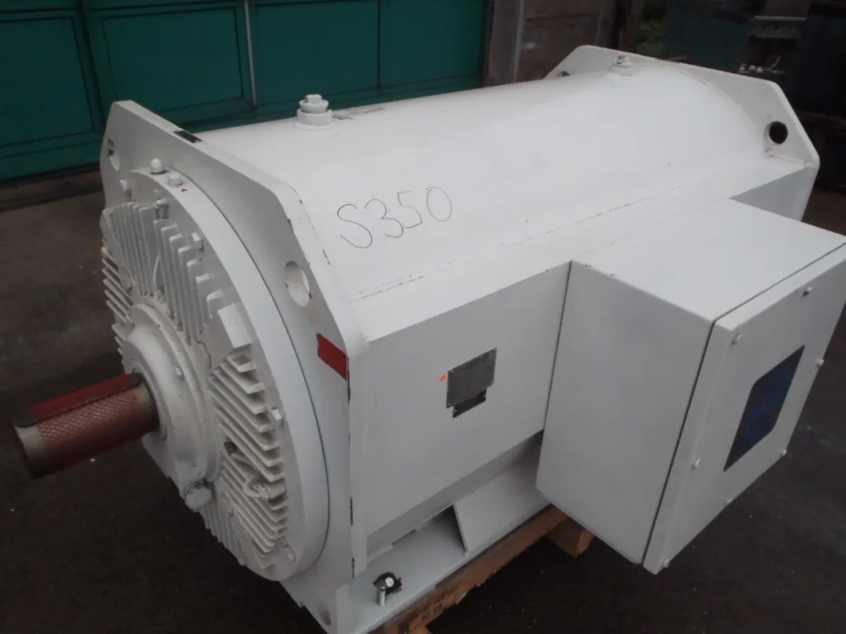 Generator 60 Hz, 910 kW