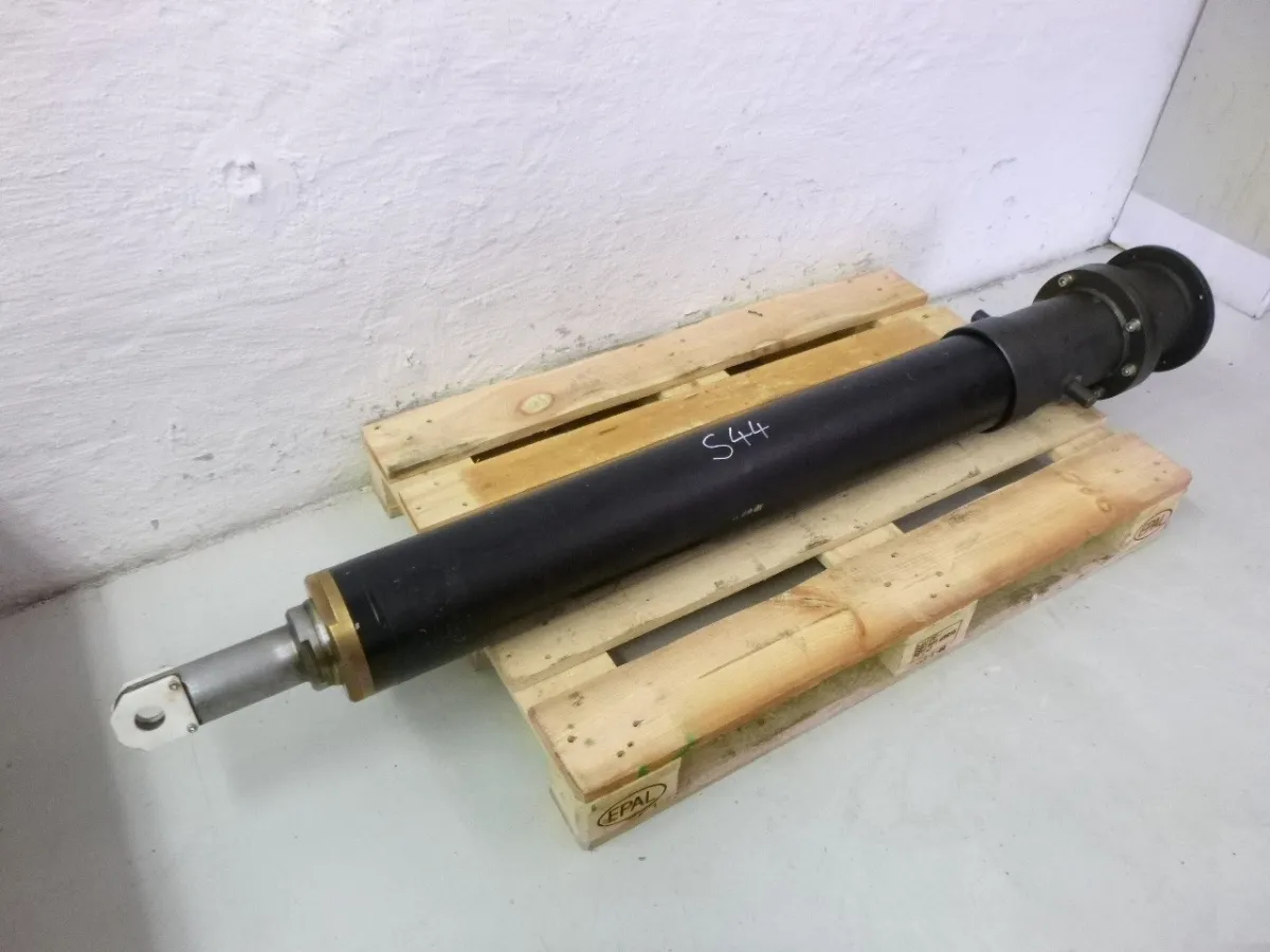 Elektrozylinder Hub ca. 1000 mm