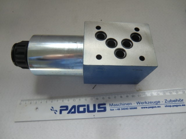 Rexroth Wegeventil 4WE 10 X5A33/cg24K4