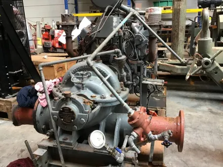 Ford 2802 E V8 POMPSET 550M3/H USED Wasserpumpen – RESALE