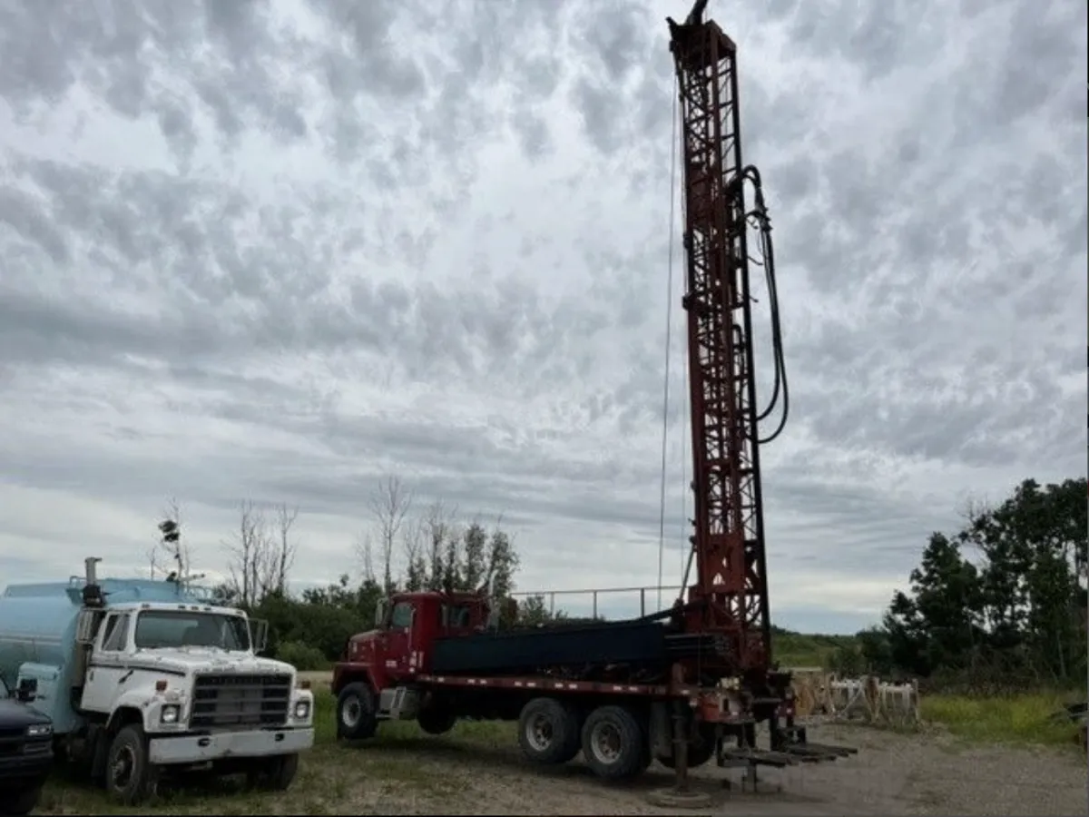 INGERSOLL RAND TH60 Truck Bohrturm