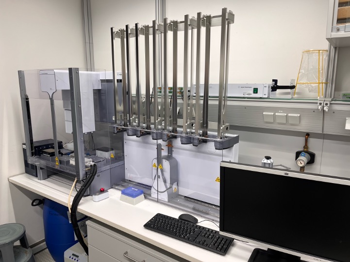 Agilent Technologies Bravo 実験機器