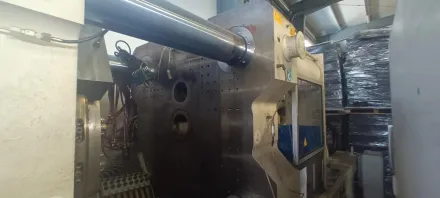 Krauss Maffei 650-1000-520 CZ Spritzgießmaschine – RESALE