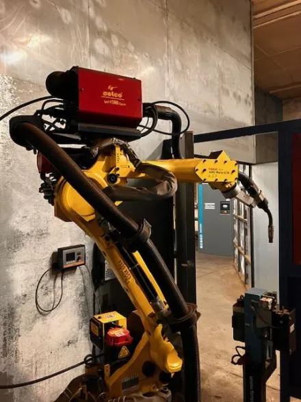 Fanuc Welding Robot Schweißmaschinen – RESALE