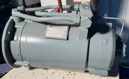 Servax Drives 112-28-MK-FAM2 Motor – RESALE