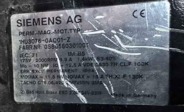 SIEMENS 1HU3076-OAC01-Z Motor