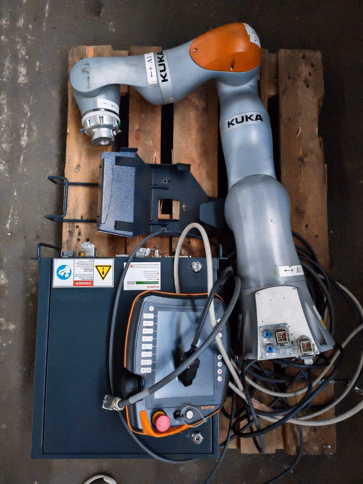 Kuka lbr iiwa 14 r820 Cobot Automatisierung