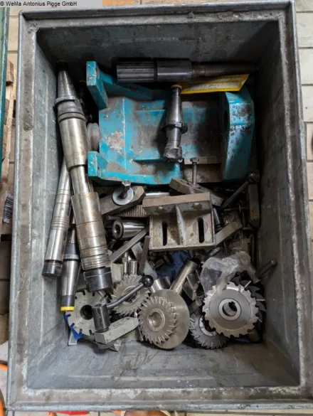 Hermle UWF 700 Werkzeugfräsmaschine - Universal – RESALE