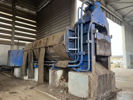 Metso Lindemann Press Shear LIS 616-8 FA 60-21-10 Presse Scheren – RESALE