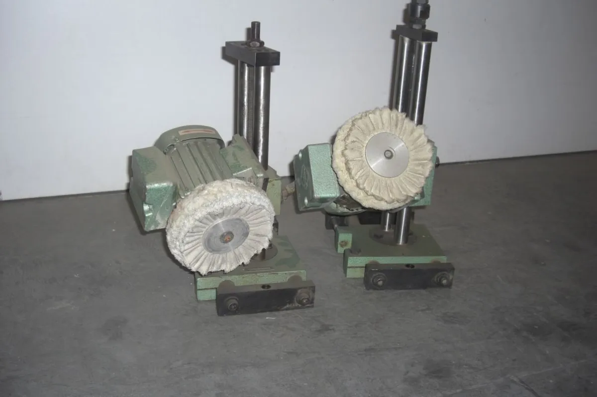 HOMAG Schwabbelaggregat / Buffing unit Schwabbelaggregat
