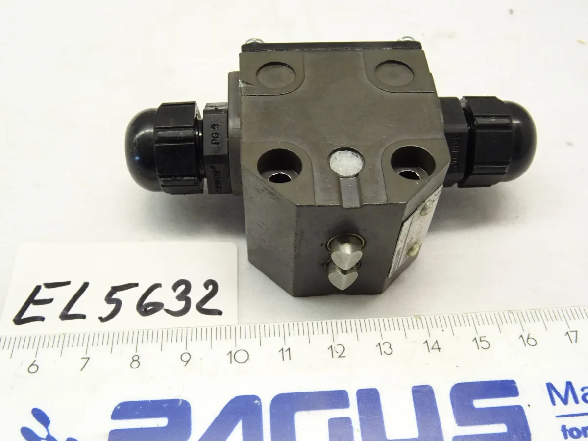 Grenztaster BNS 519-B2-D08-40-13, 2 Schalter
