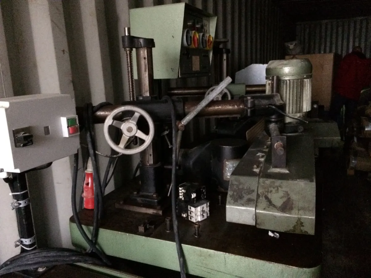 Schneider Doppelspindelfräse SK-02 Tischfräse