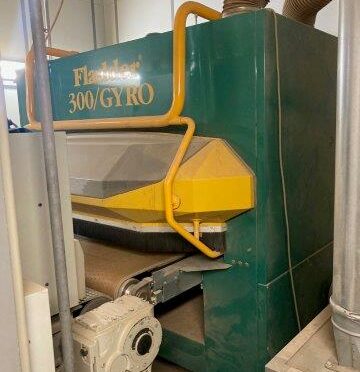 Fladder Gyro 300 Bürstenschleifmaschine – RESALE