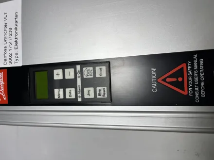 Keb Danfoss Umrichter VLT 3002 175H7238 Elektronikkarten – RESALE