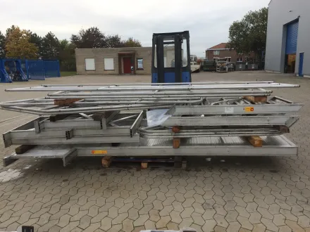 Übergangstreppe für Maschinenstrassen Sonstige – RESALE