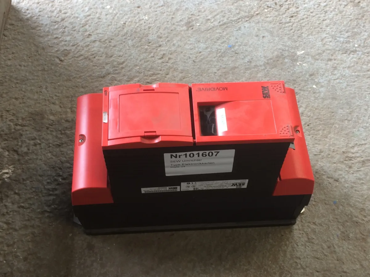 SEW Umrichter MDS60A0220-503-4-00 Elektronikkarten
