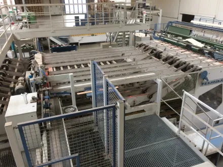 Transportsystem zur Kappanlage mit Wendestation Transportrollengang – RESALE