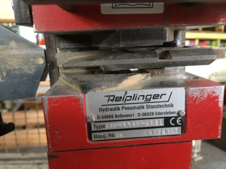Reiplinger Hydraulische Pneumateische Stanze für F Elektronikkarten – RESALE