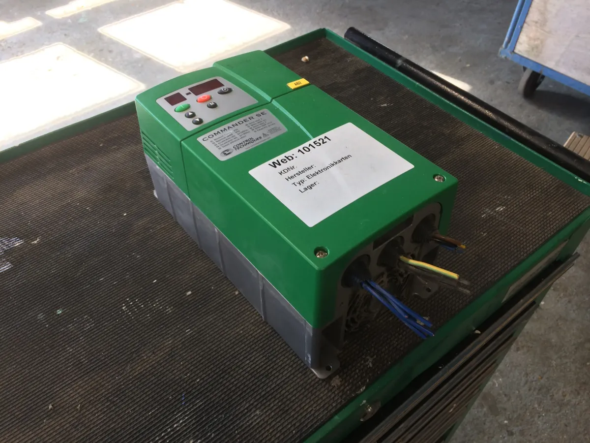 Commander SE Freuenzumrichter 1,5 kw Elektronikkarten