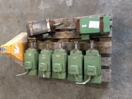 Perske KNS 70.12-2 D Motoren und Getriebe – RESALE