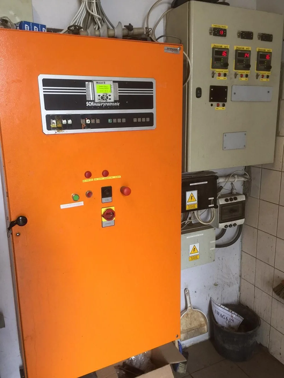Schmid Pyrotronic Heizkessel 850 kW Festbrennstoffkessel