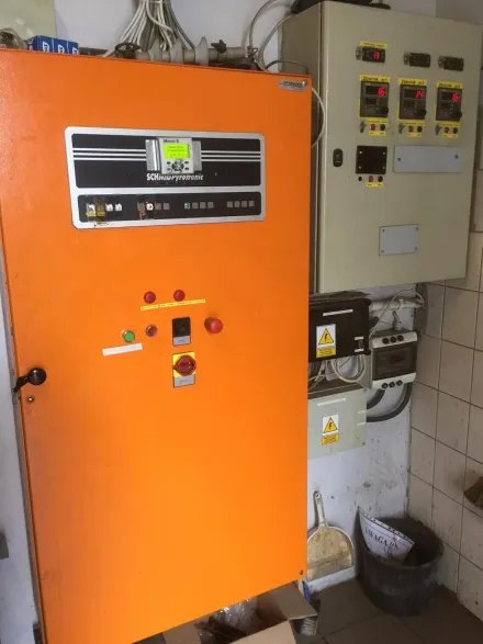 Schmid Pyrotronic Heizkessel 850 kW Festbrennstoffkessel – RESALE