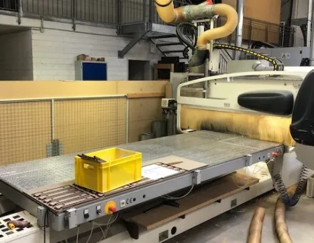 Scm Record 130 CNC-Bearbeitungszentrum 3-Achs – RESALE