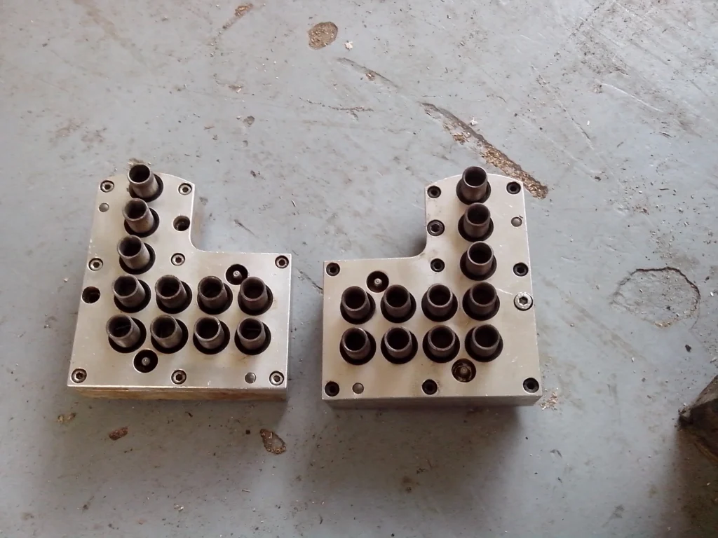 Biesse Bohrgetriebe 11 Spindeln Bohrköpfe
