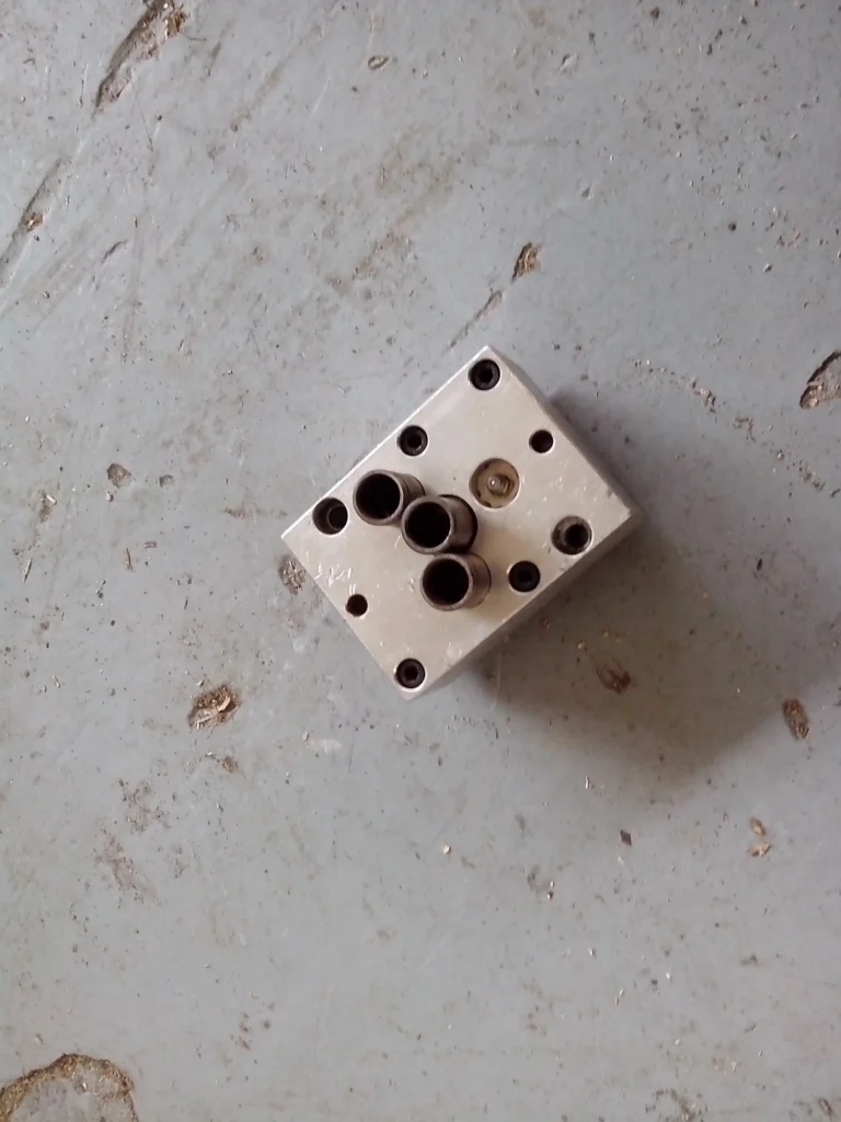 Biesse Bohrgetriebe 3 Spindeln Bohrköpfe