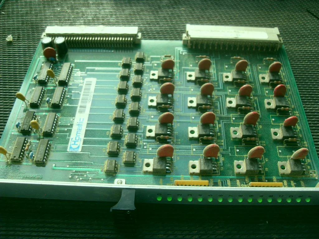 Homag Ausgangskarte 16x220V Elektronikkarten