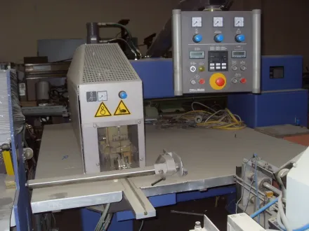Fischer Und Rückle Fischer Rückle Omnimaster Furnierklebemaschine – RESALE