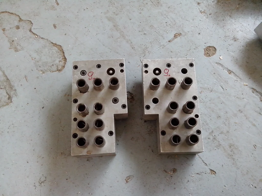 Biesse Bohrgetriebe 9 Spindeln Bohrköpfe