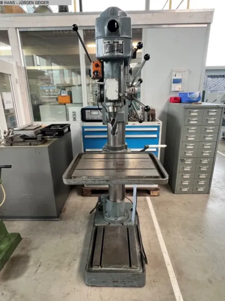 Alzmetall AB 4 SV Säulenbohrmaschine – RESALE