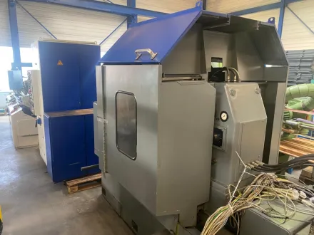 WMW Modul ZFWZ 250/5 Zahnrad-Abwälzfräsmaschine - vertikal – RESALE