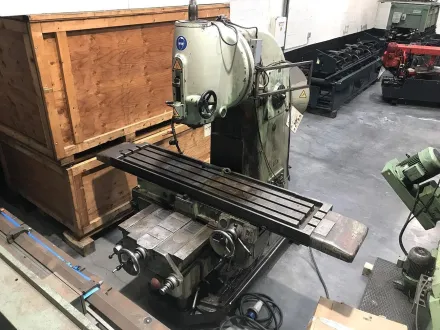 Tos Fa5Av X: 1400 - Y:420 - Z: 400mm Universal-Fräsmaschinen & CNC – RESALE