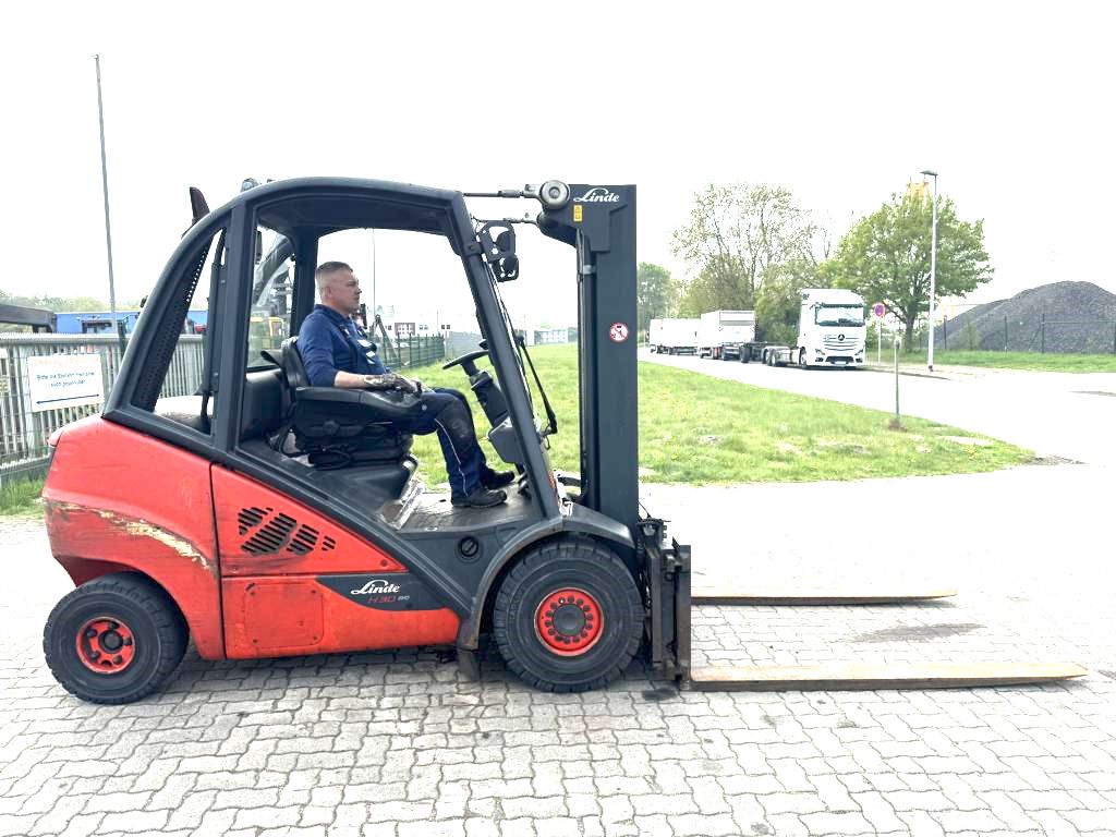Linde H30D-02