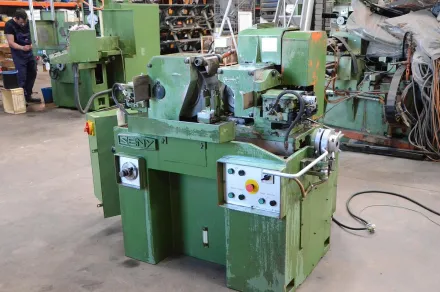 Seny R-60-H Spitzenlosschleifmaschinen – RESALE