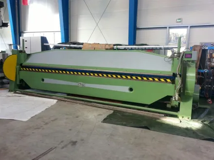 Schwenkbiegemaschine 212-50-2 – RESALE