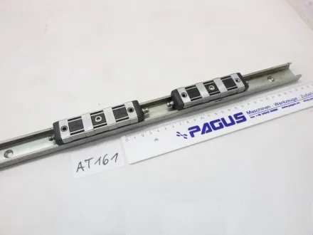 LinearfÃ¼hrungswagen, 2 StÃ¼ck, mit Schiene 2600 m – RESALE