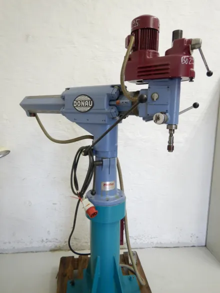 Schnellradialbohrmaschine DR13B – RESALE