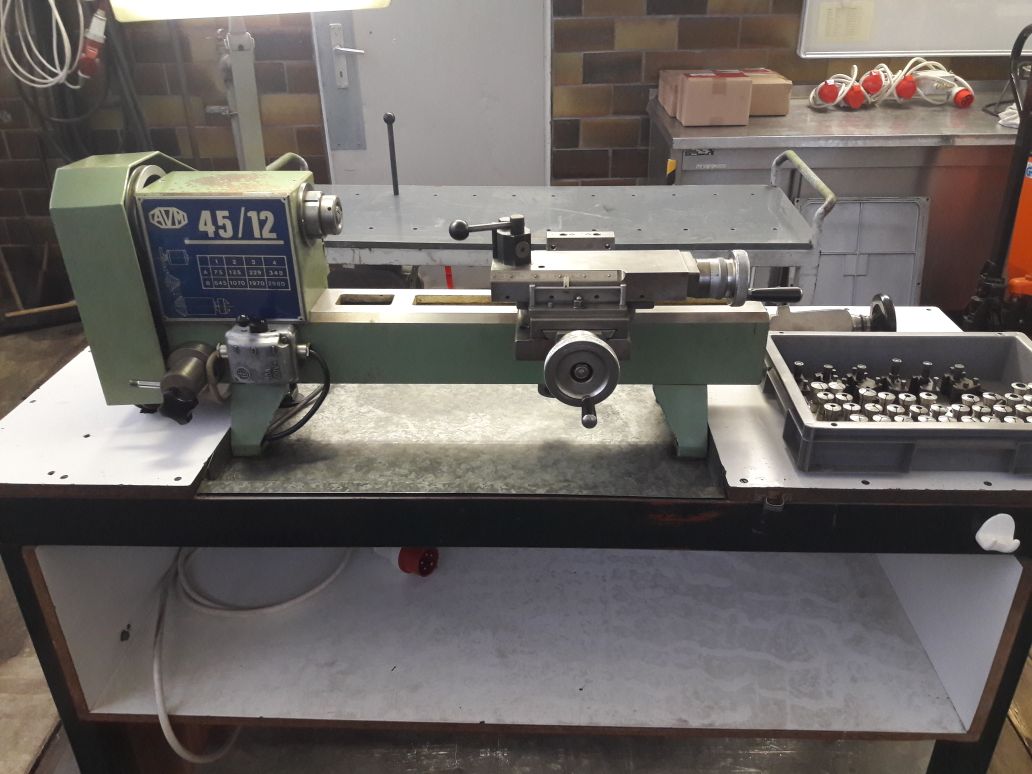 Mechanikerdrehmaschine AVM 45/12