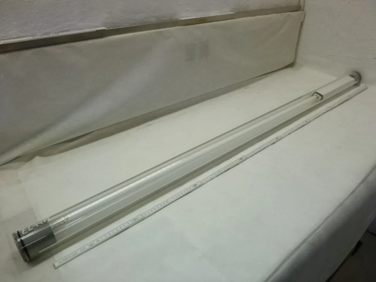 Schutzrohrleuchte 36 W 220 / 240 V
