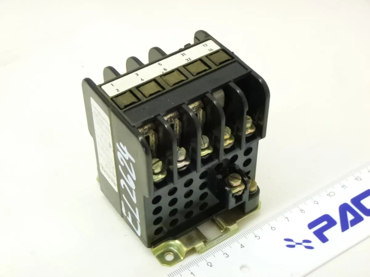 Siemens LeistungsschÃ¼tz 3TA2111-7Q