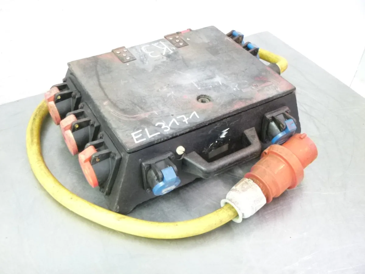 Mobiler Verteiler 63 A / 1x 32 A 3AC, 4x 16 A 3AC,